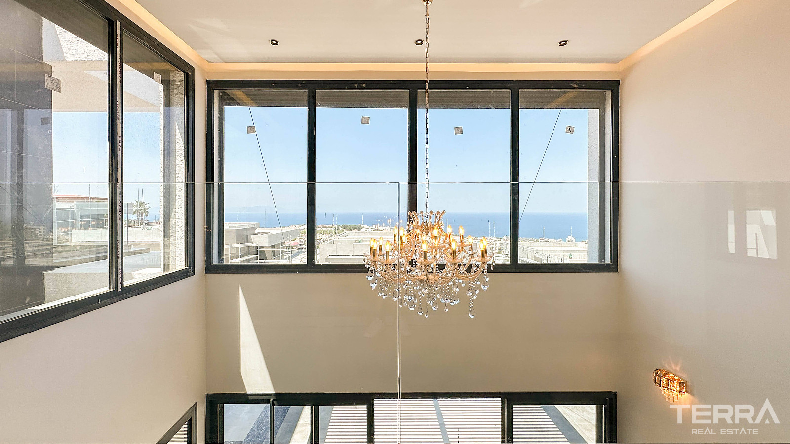 Eksklusive villaer med havutsikt til salgs i Kuşadası, Tyrkia - 109156