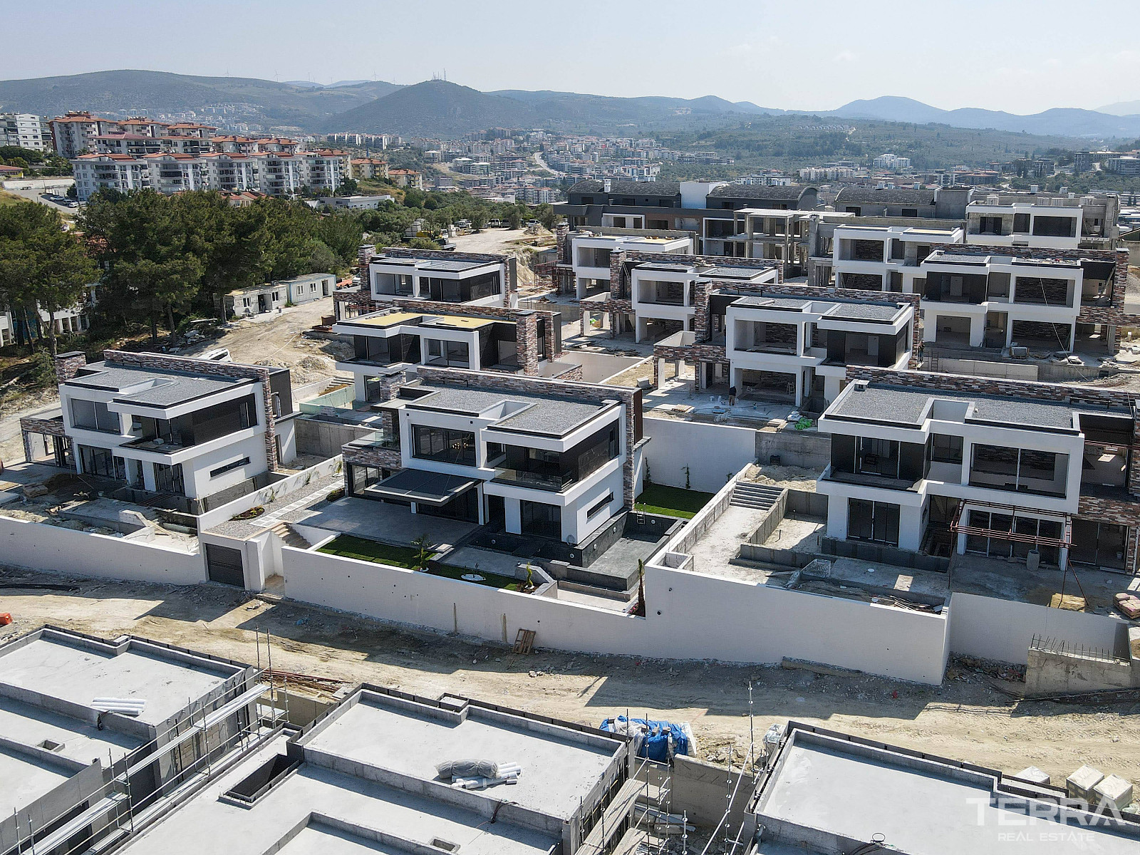 Eksklusive villaer med havutsikt til salgs i Kuşadası, Tyrkia - 109163