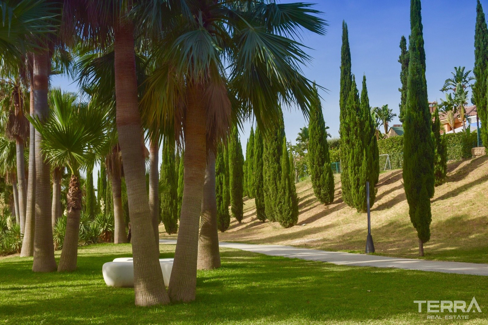 Apartments for Sale in Fuengirola, Malaga, Spain - 109483