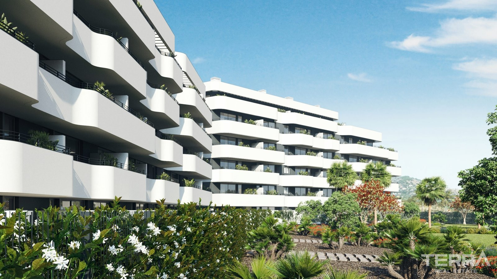 Seafront Apartments for Sale in Torremolinos, Malaga - 109507