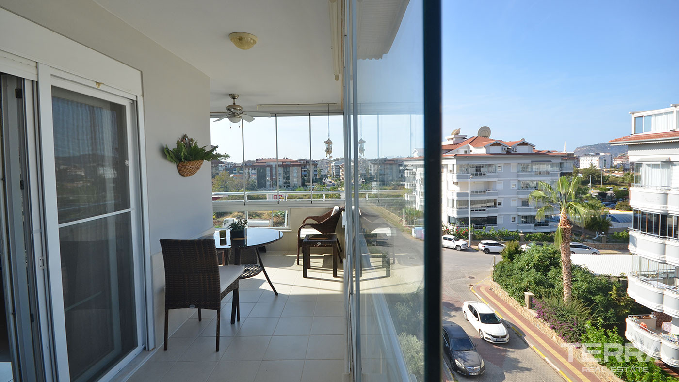 Apartment for Sale in Oba Crown Resort 1, Alanya, Turkey - 109591