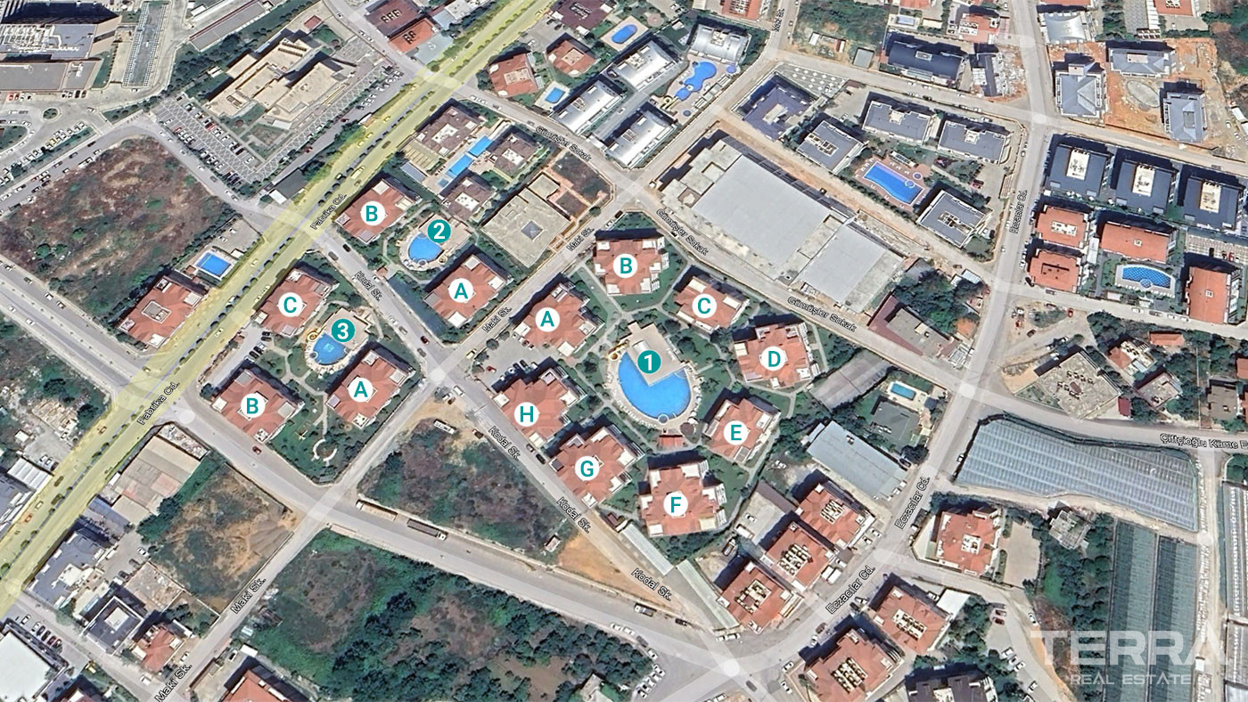 Apartment for Sale in Oba Crown Resort 3, Alanya, Turkey - 109633
