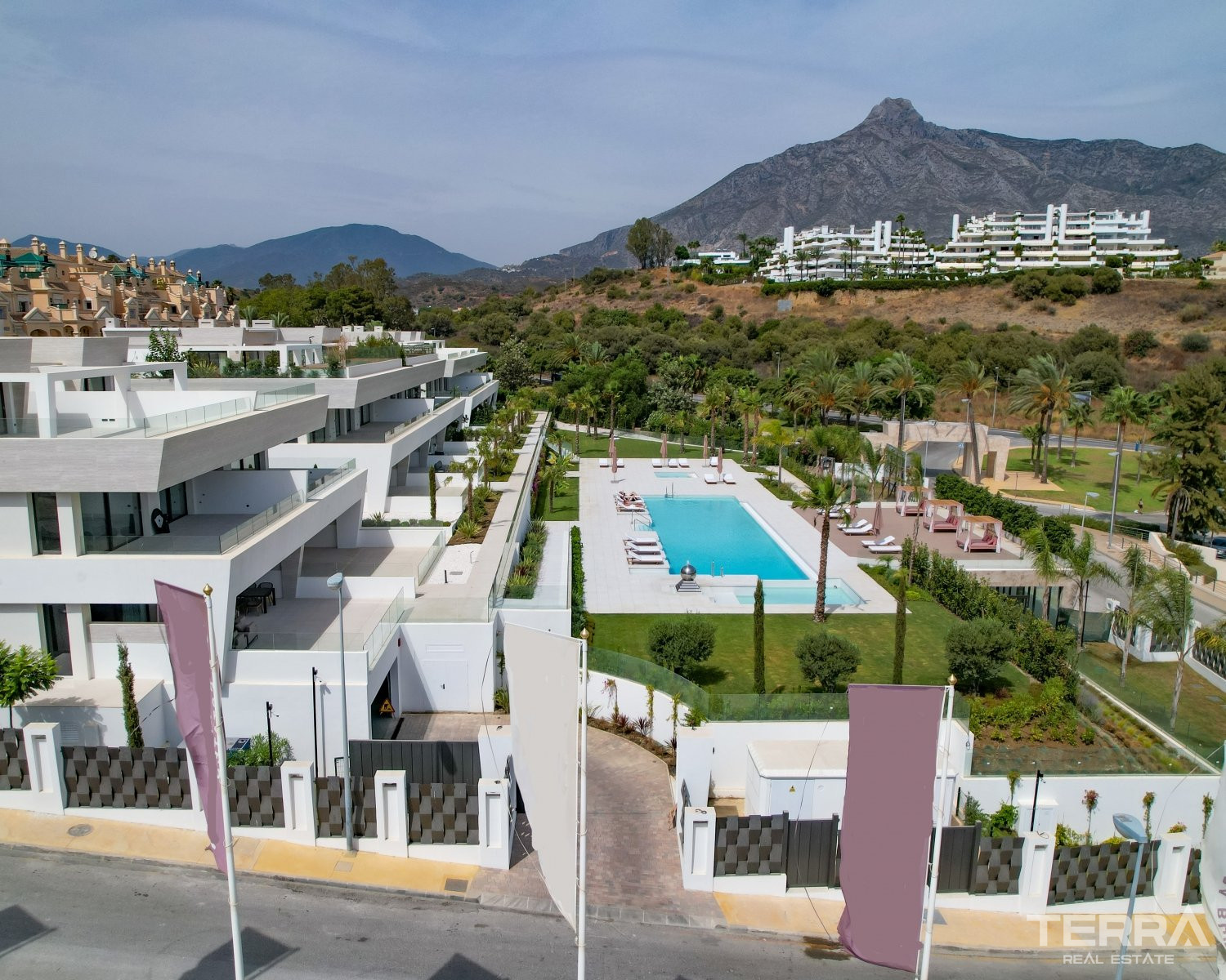 Exclusive Apartments for Sale in Marbella, Costa del Sol - 109715
