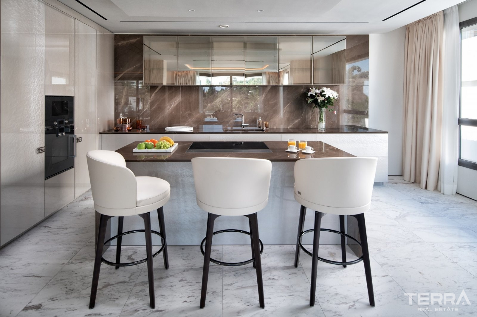 Exclusive Apartments for Sale in Marbella, Costa del Sol - 109718