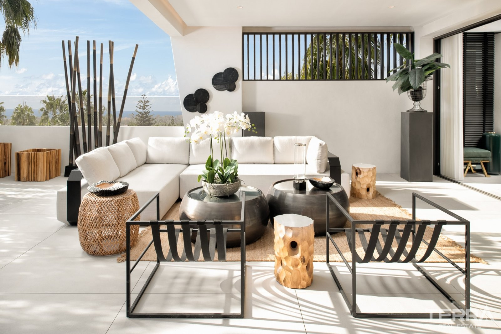 Exclusive Apartments for Sale in Marbella, Costa del Sol - 109724