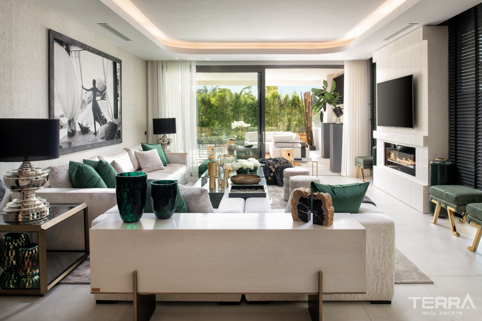 Exclusive Apartments for Sale in Marbella, Costa del Sol - 109726