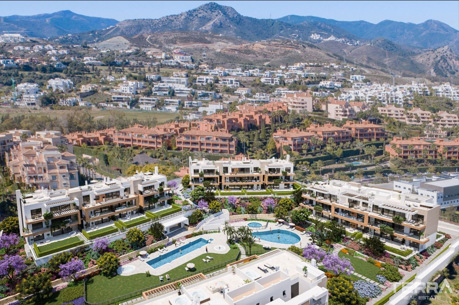 Apartments for Sale Near the Golf Course in Estepona, Costa del Sol
