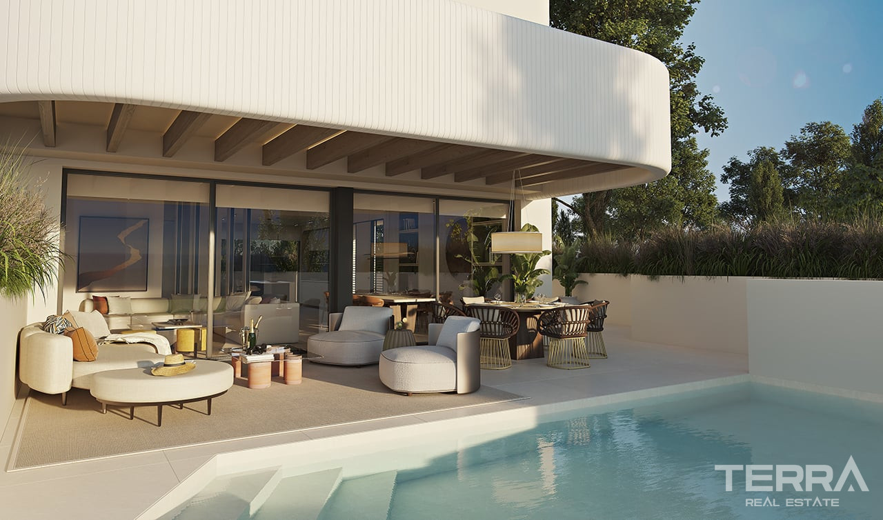 Beachfront Apartments for Sale in Marbella, Costa del Sol - 109987