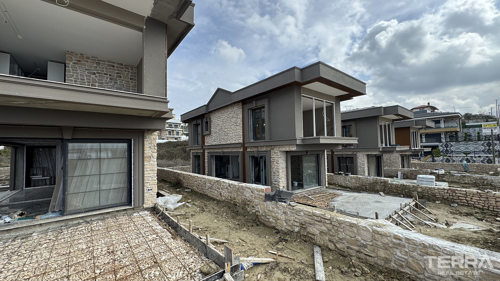 Villas for Sale with Private Pool in Aydın, Kuşadası - 110140