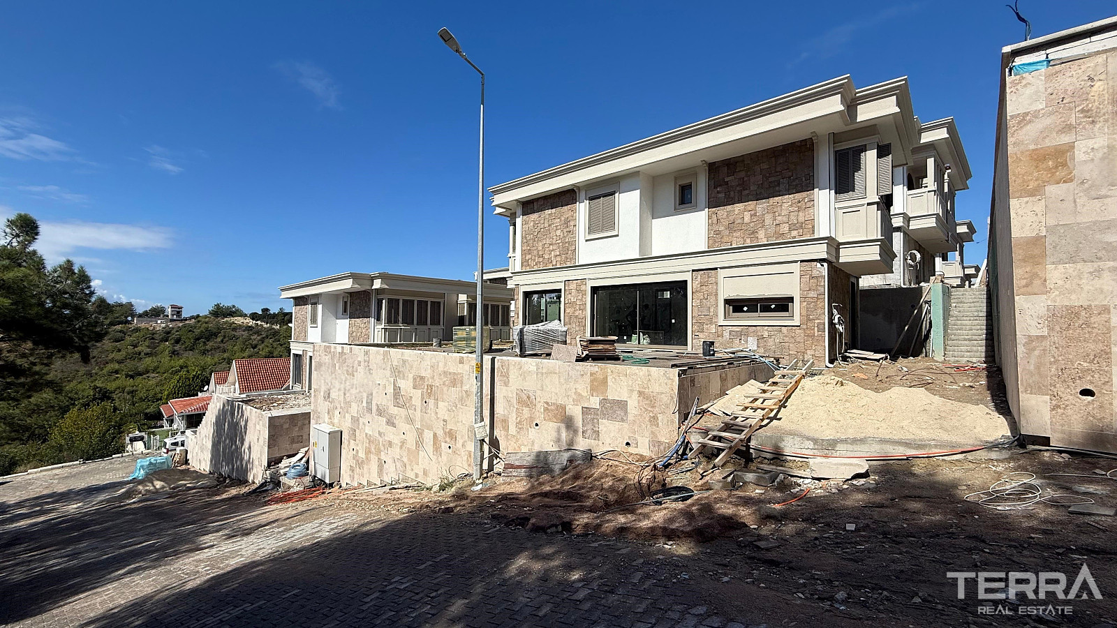 Sea View Villas for Sale in Kuşadası, Aydın - 110414
