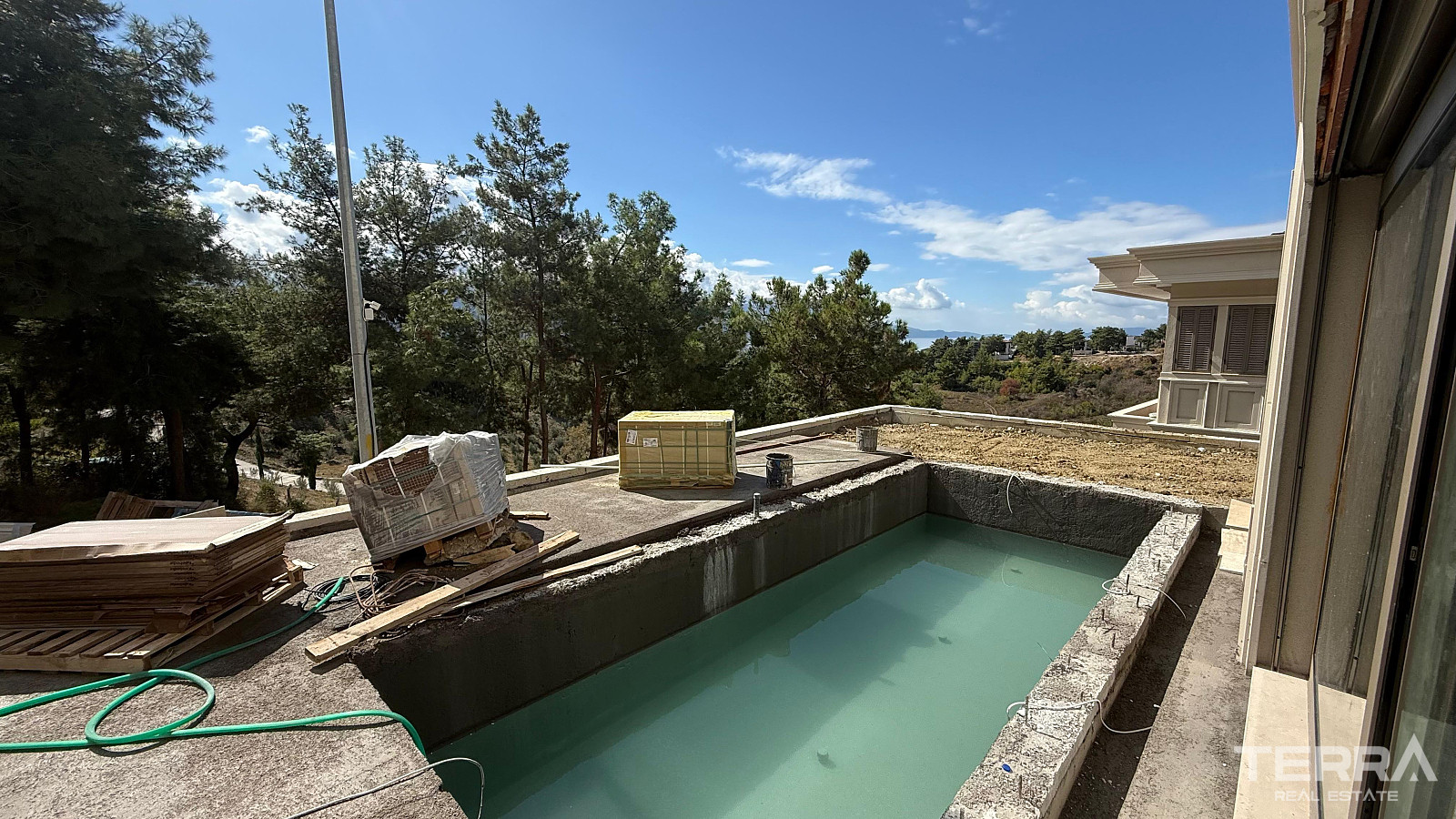 Sea View Villas for Sale in Kuşadası, Aydın - 110430