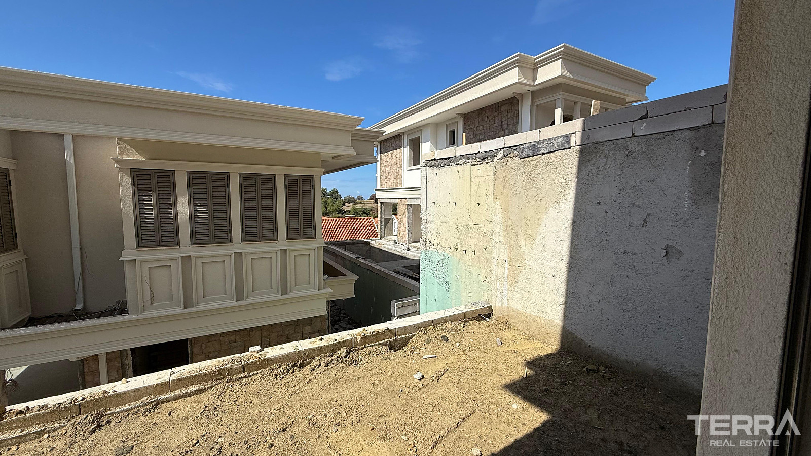 Sea View Villas for Sale in Kuşadası, Aydın - 110433