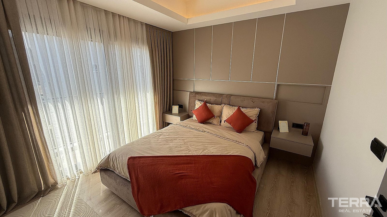 Villas with Private Pools for Sale in Kuşadası, Aydın - 110596