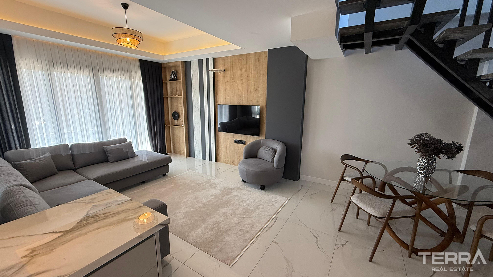 Villas Close to The Beach for Sale in Kuşadası, Aydın - 110615