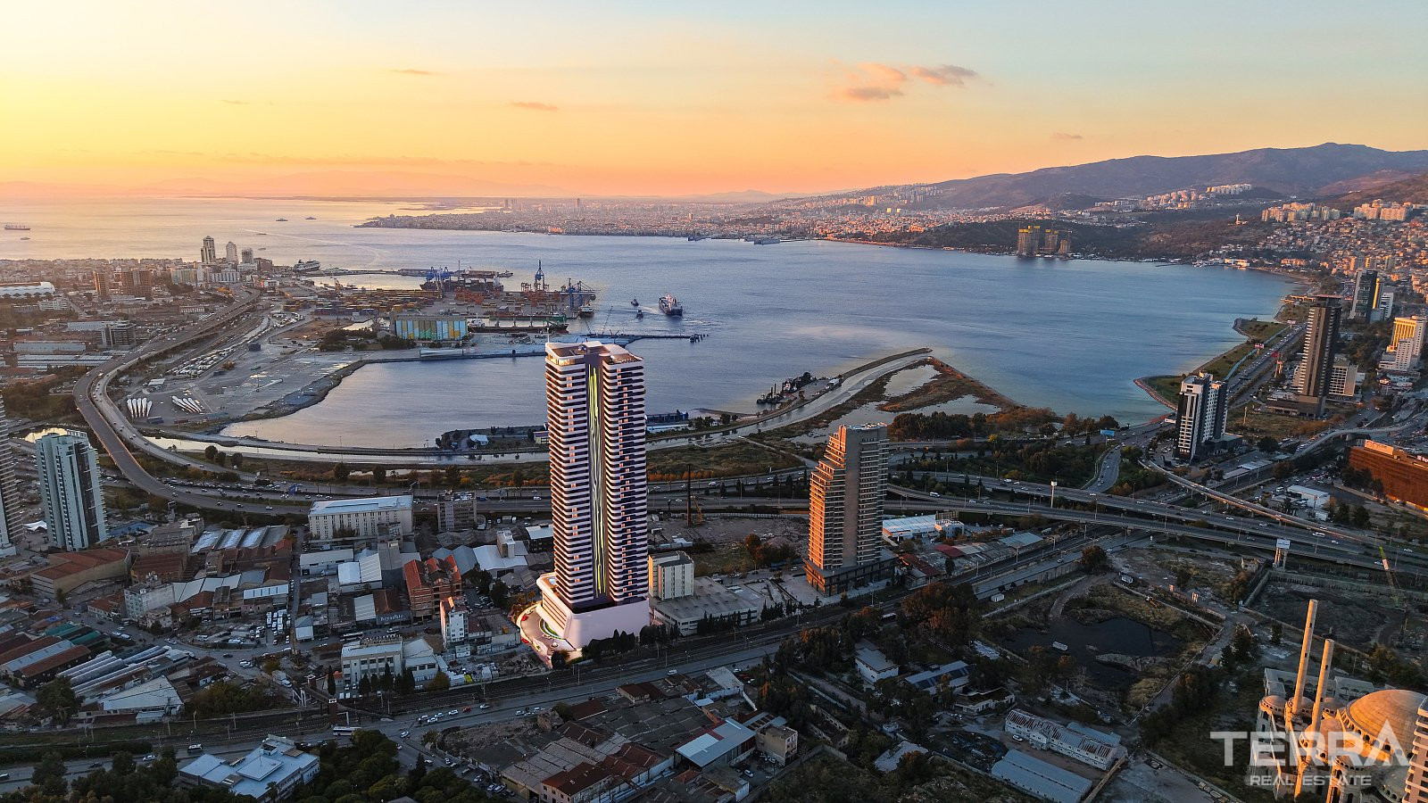 Sea View Apartments for Sale in İzmir, Konak