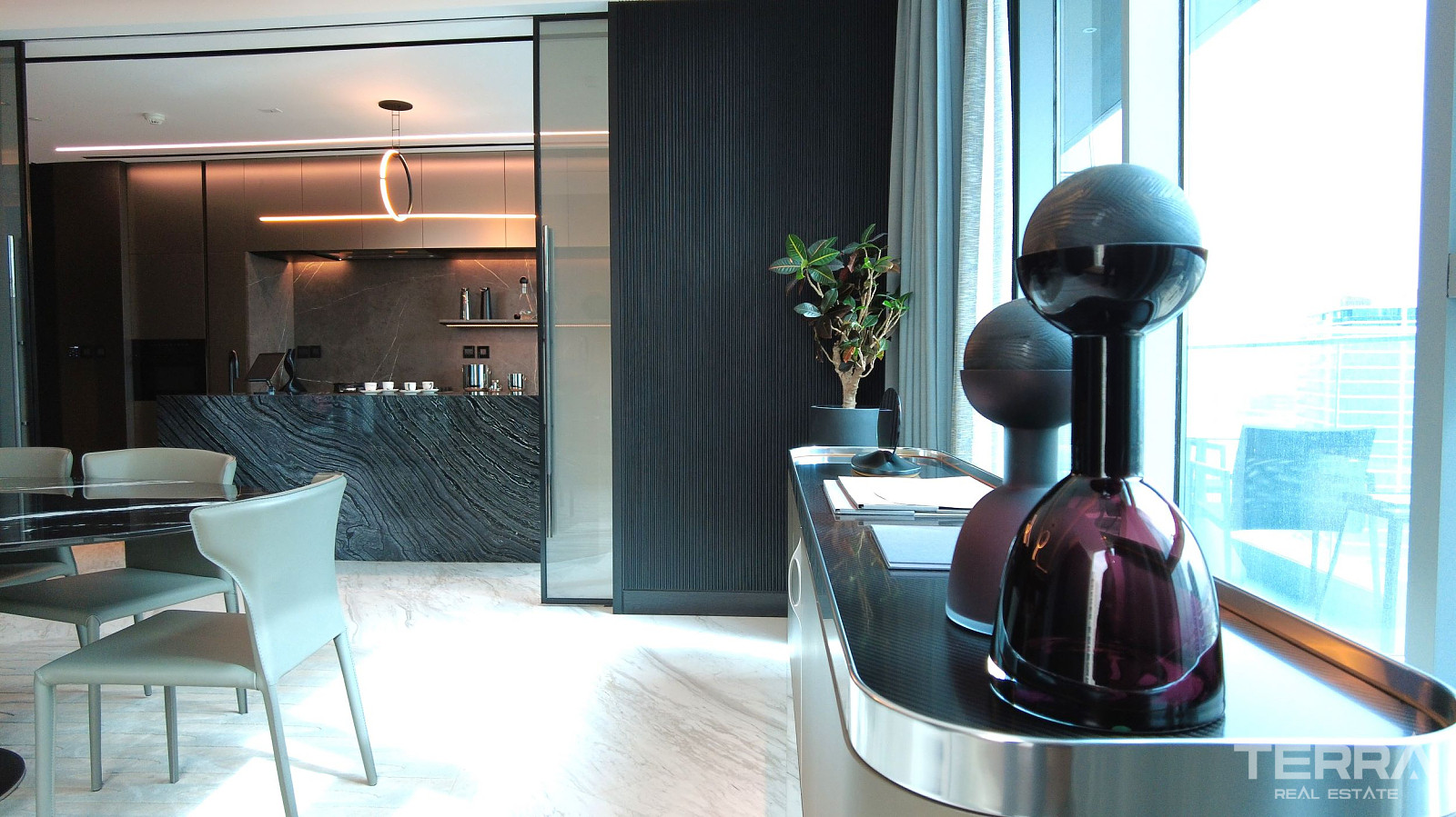 Furnished Apartments for Sale on Business Bay Canal, Dubai - 111734