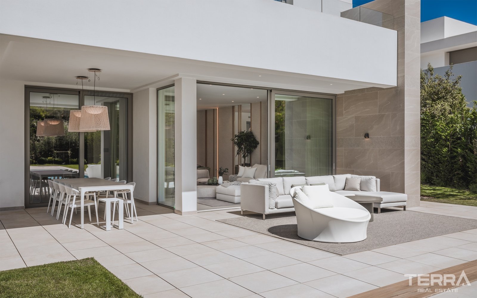 Golf Villas for Sale in Estepona, Málaga, Costa del Sol - 112279