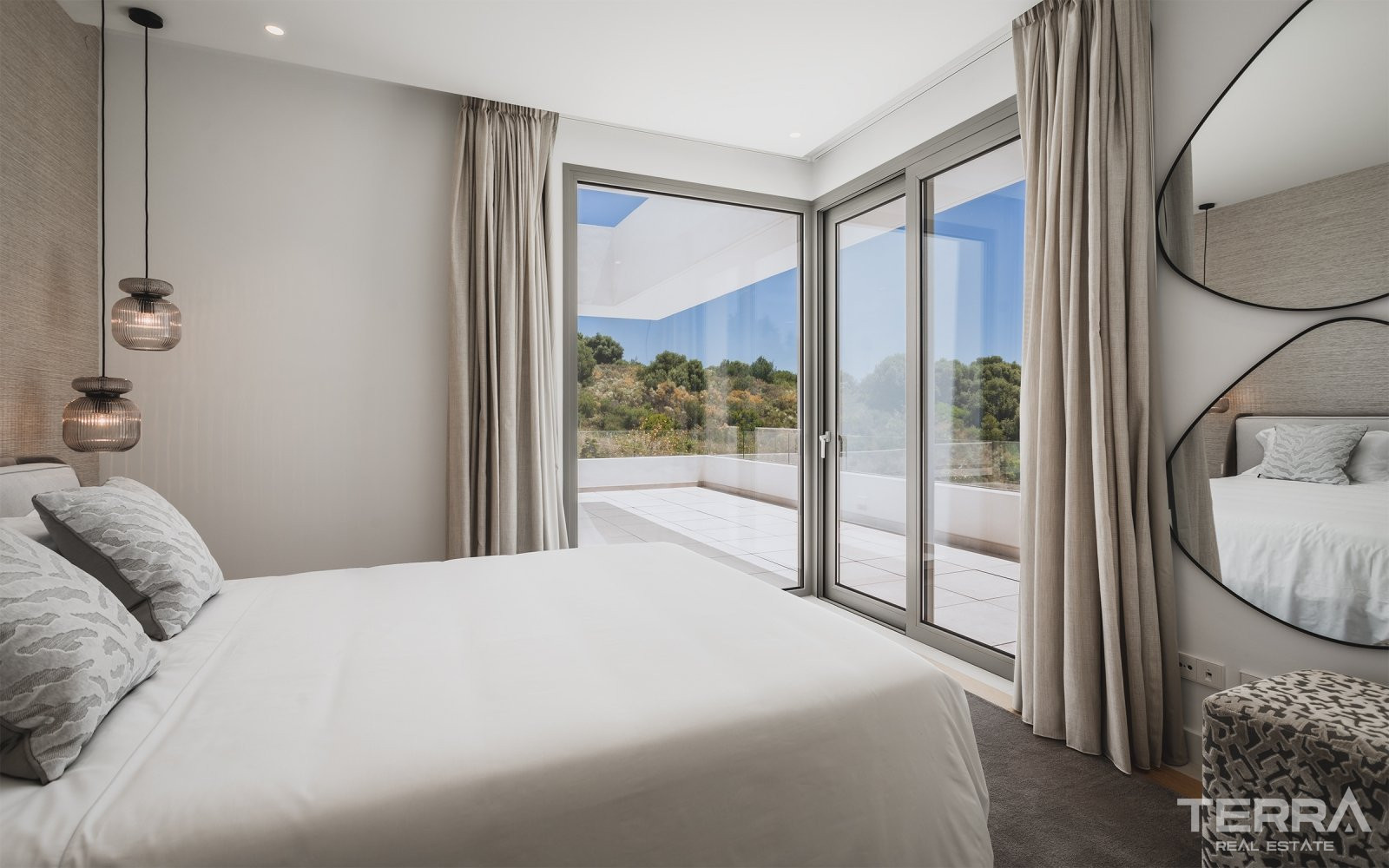 Golf Villas for Sale in Estepona, Málaga, Costa del Sol - 112308