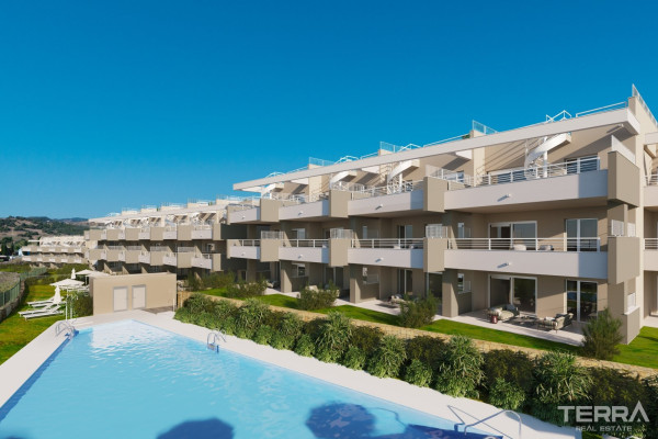 Golf Courses View Apartments for Sale in Estepona, Malaga