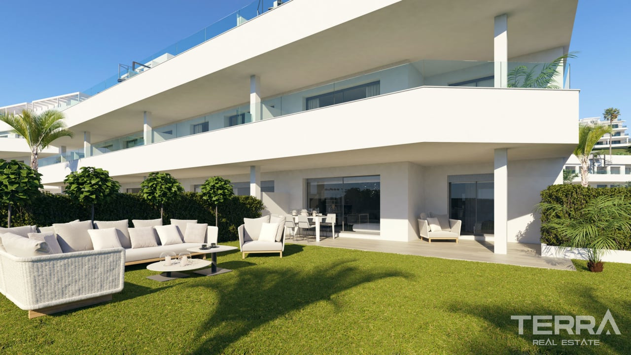 Estepona, Costa del Sol'da Golf Sahasına Yakın Hemen Teslim Daireler - 112391
