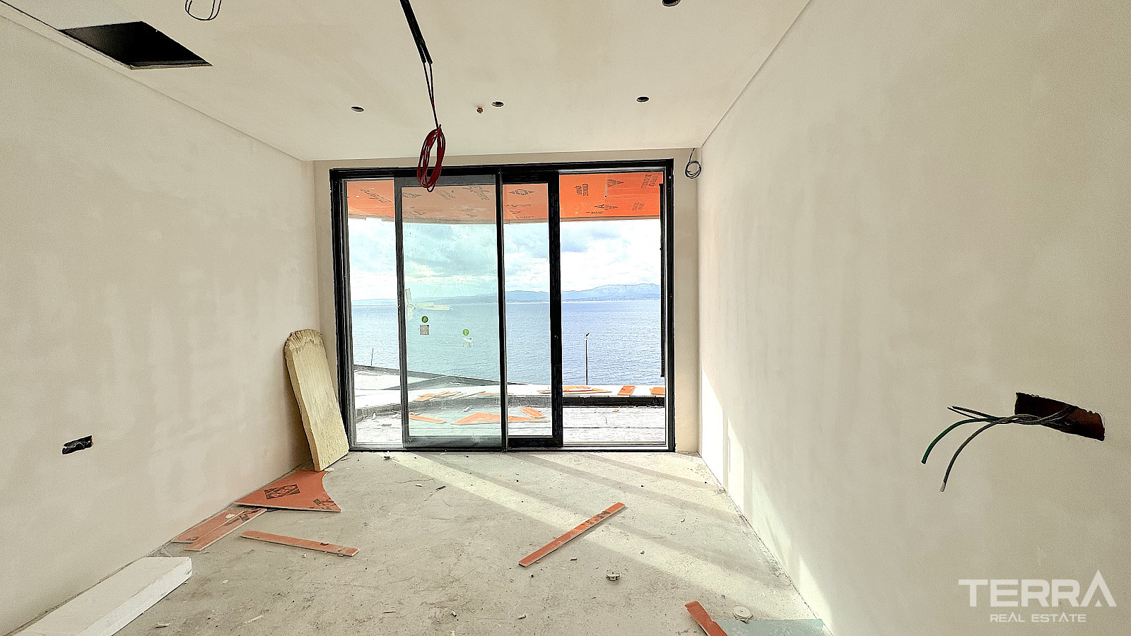 Havsnära lägenheter till salu i Çeşme, İzmir, Turkiet - 113567