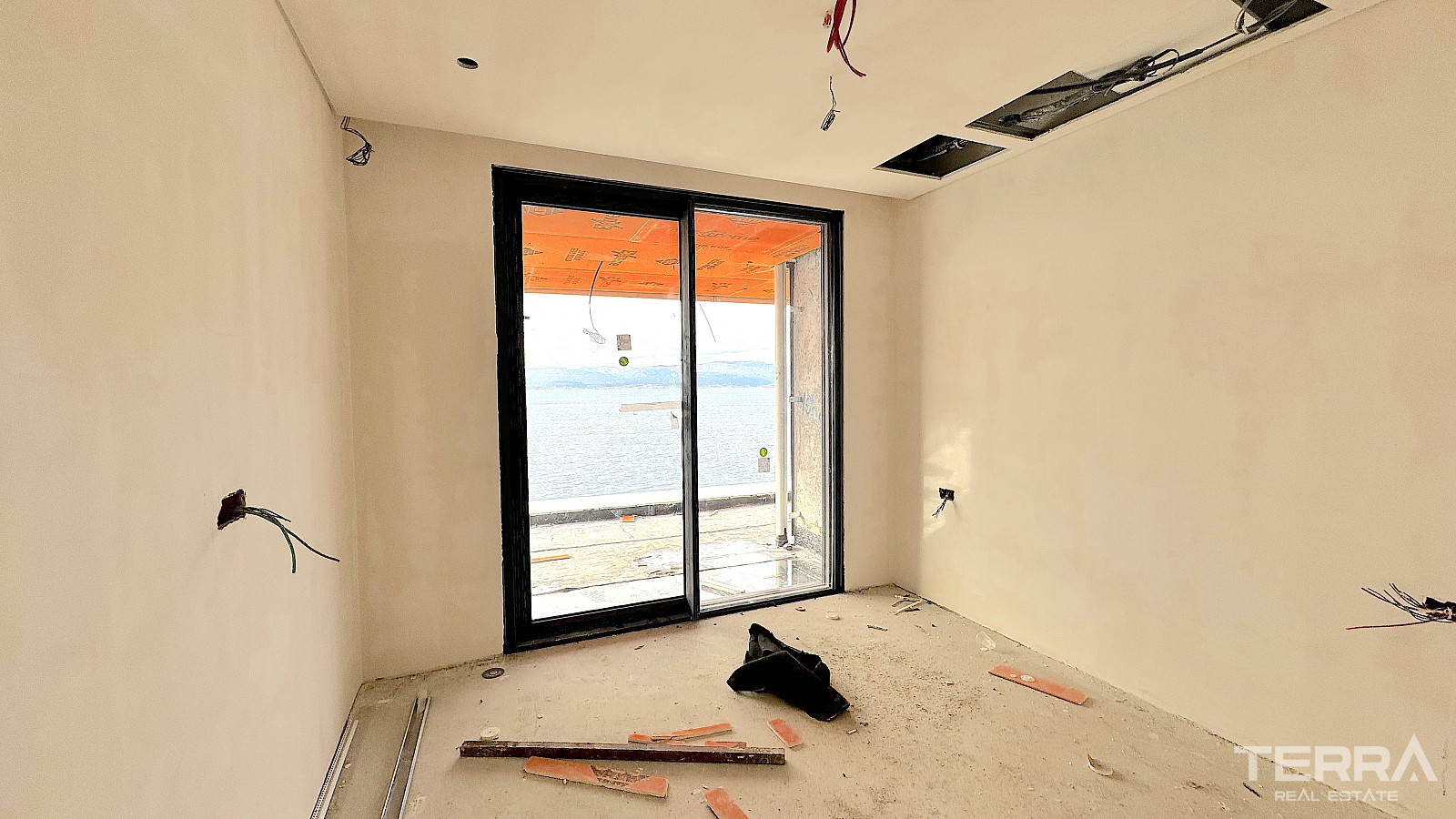 Havsnära lägenheter till salu i Çeşme, İzmir, Turkiet - 113570