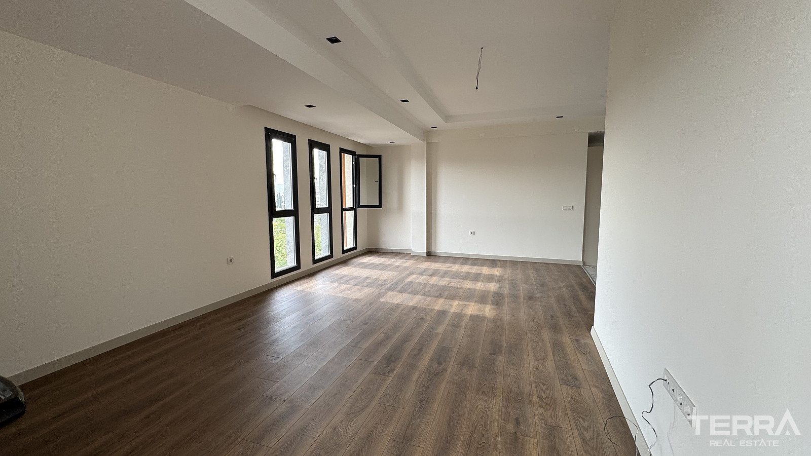 Spacious Apartments for Sale in İzmir, Bornova, Turkey - 113650
