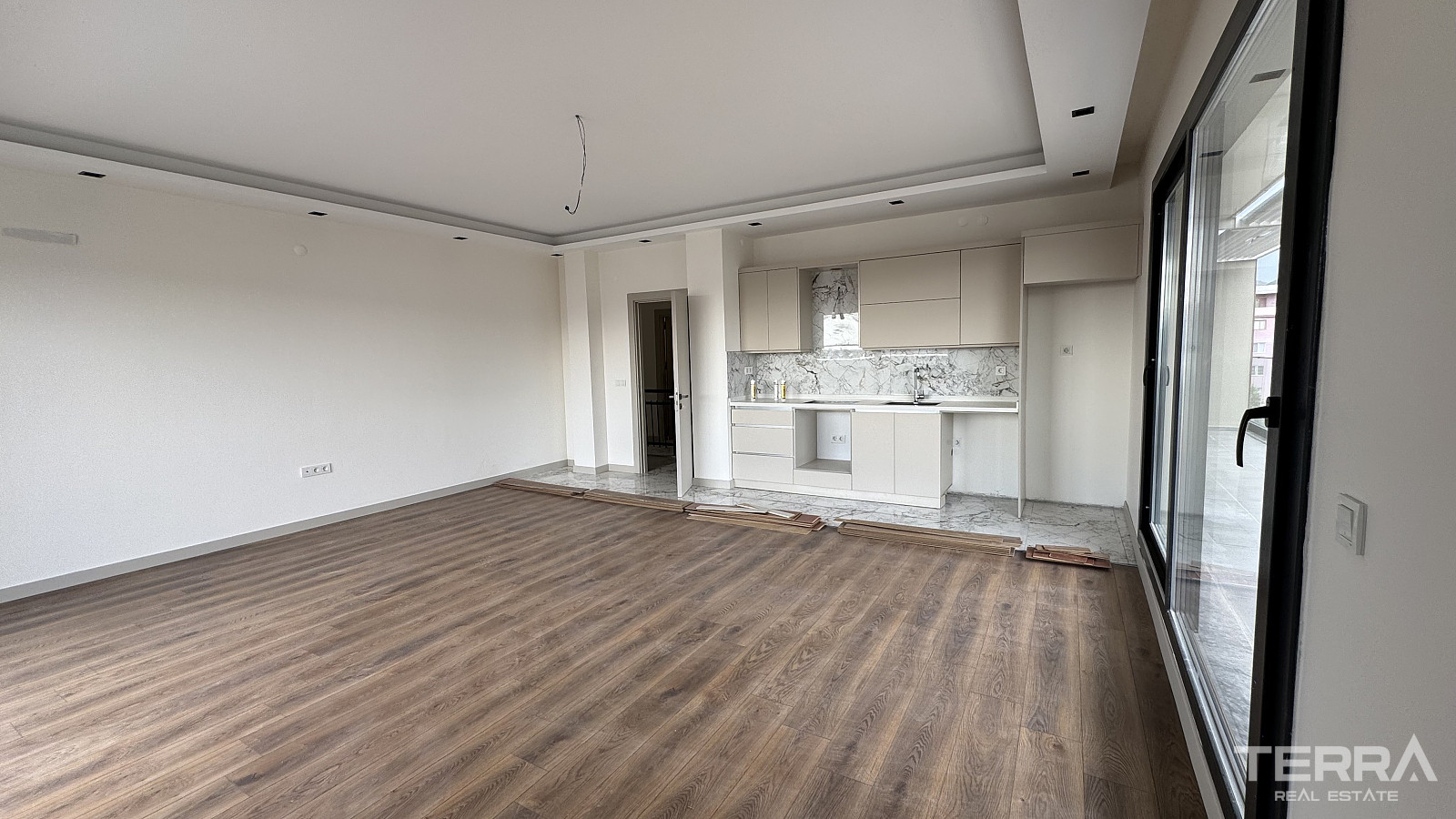 Spacious Apartments for Sale in İzmir, Bornova, Turkey - 113663