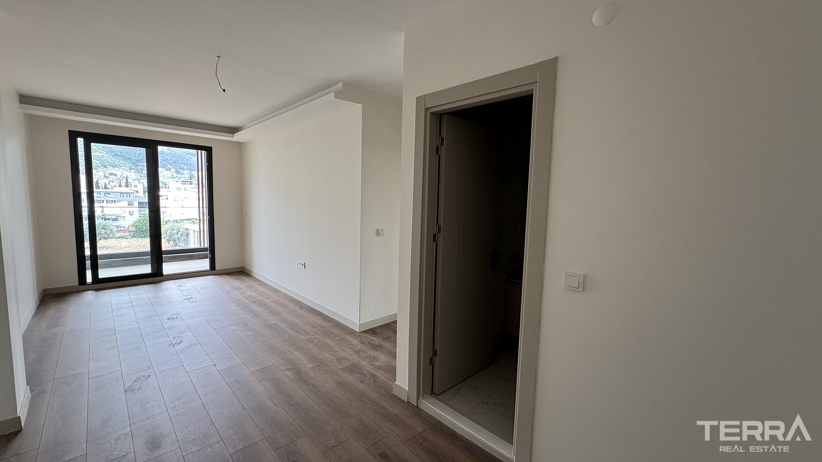 Spacious Apartments for Sale in İzmir, Bornova, Turkey - 113672