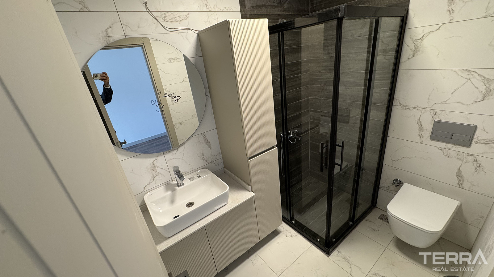 Spacious Apartments for Sale in İzmir, Bornova, Turkey - 113674