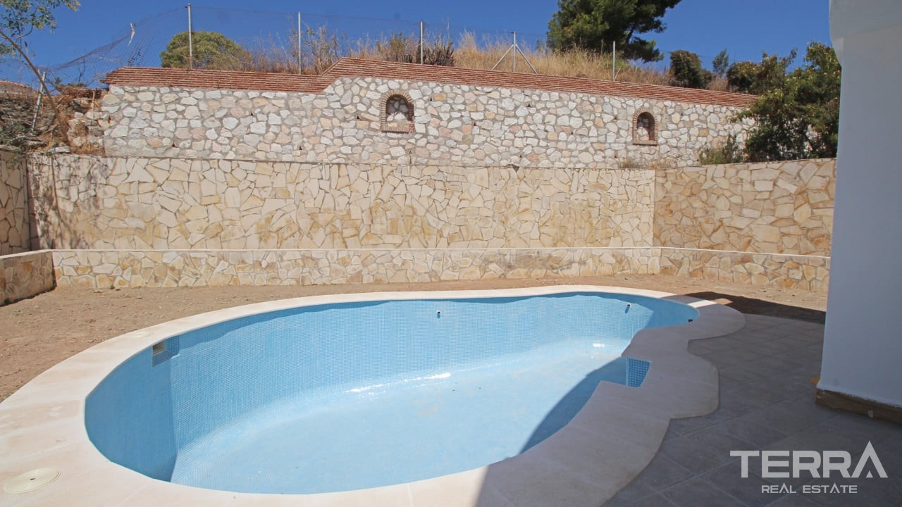 Villas with Sea View for Sale in Torremuelle, Benalmádena, Spain - 113719