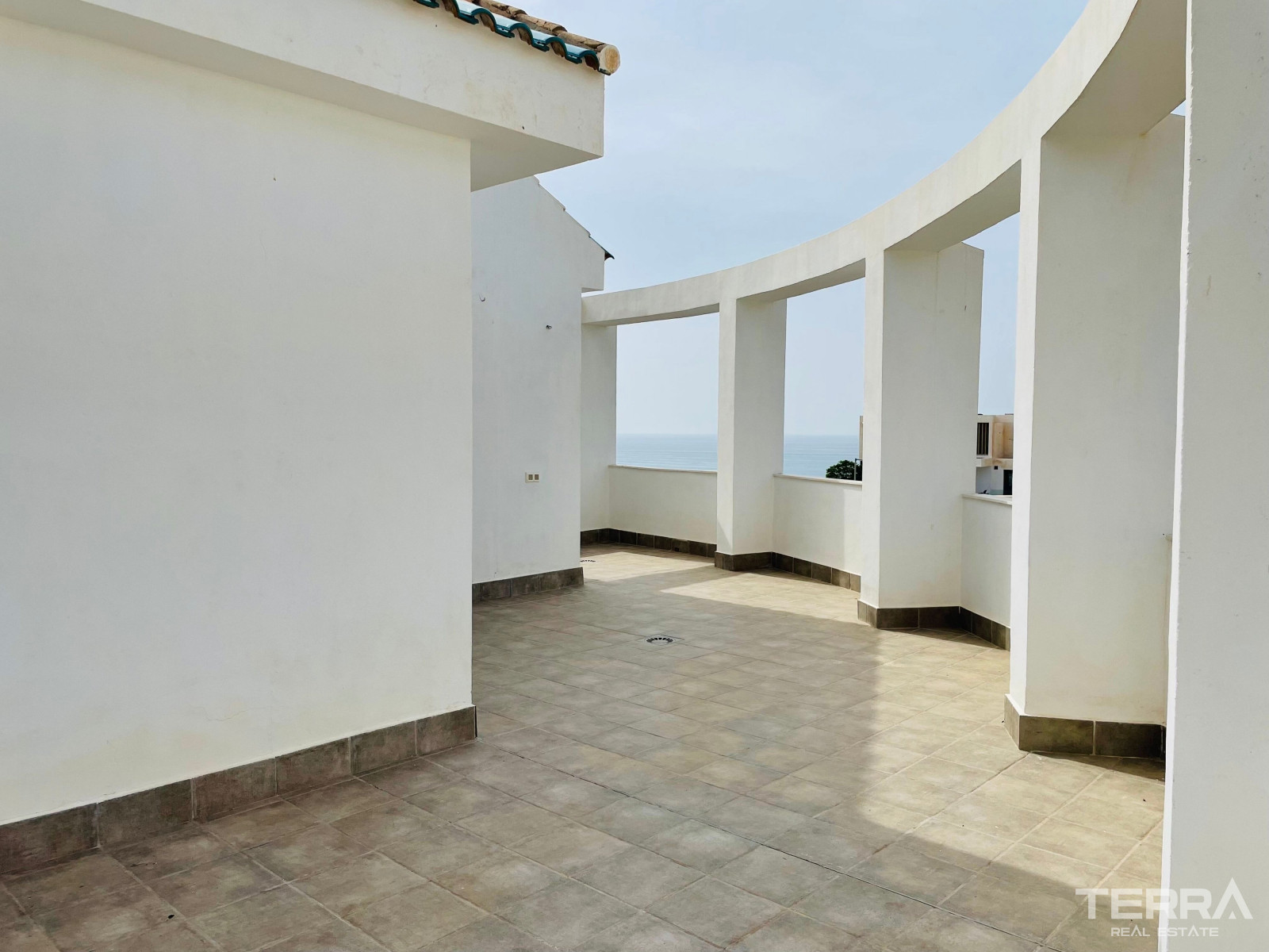 Villas with Sea View for Sale in Torremuelle, Benalmádena, Spain - 113771