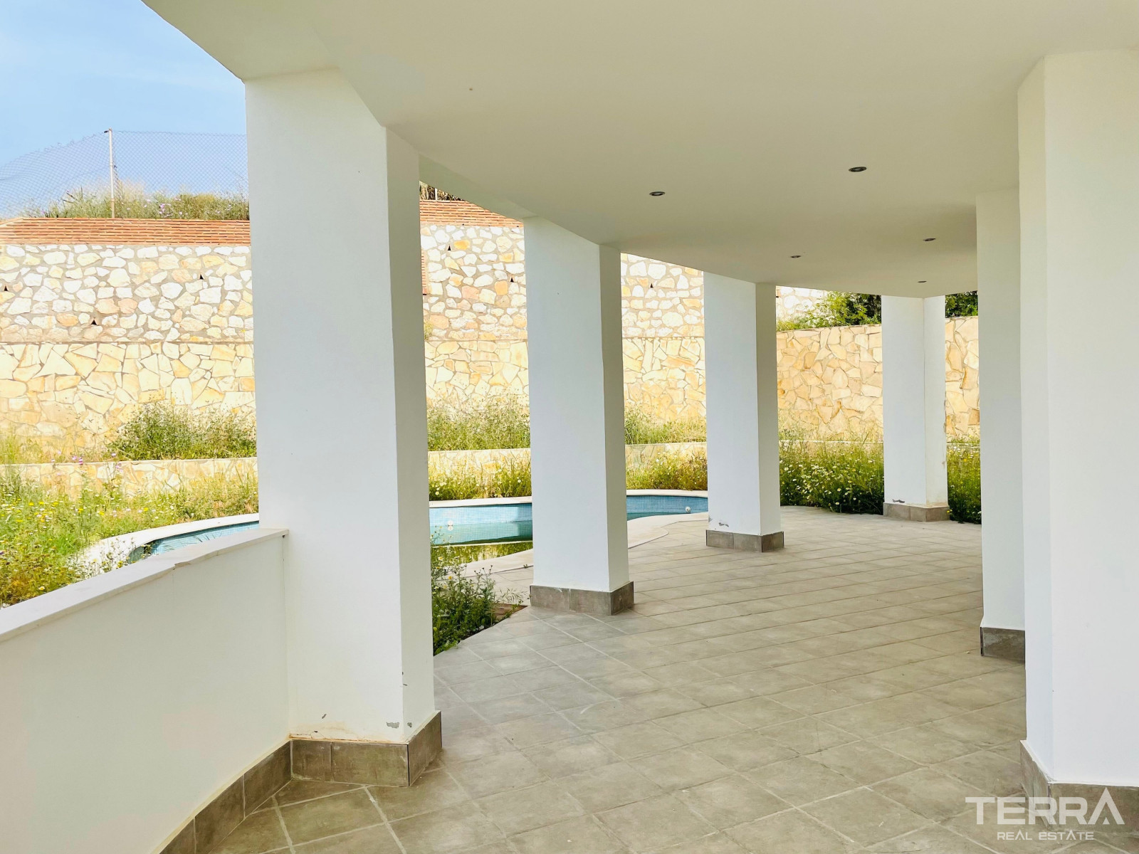 Villas with Sea View for Sale in Torremuelle, Benalmádena, Spain - 113774