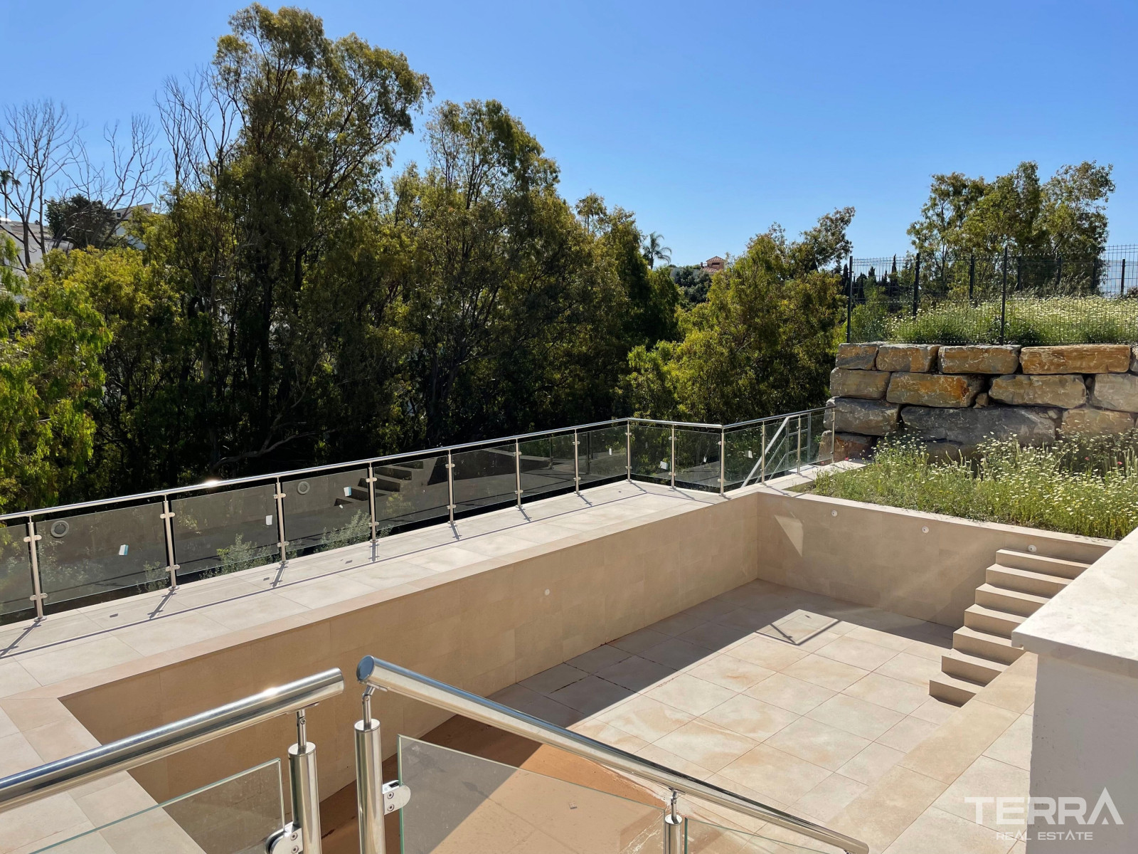 Villas with Sea View for Sale in Torremuelle, Benalmádena, Spain - 113779