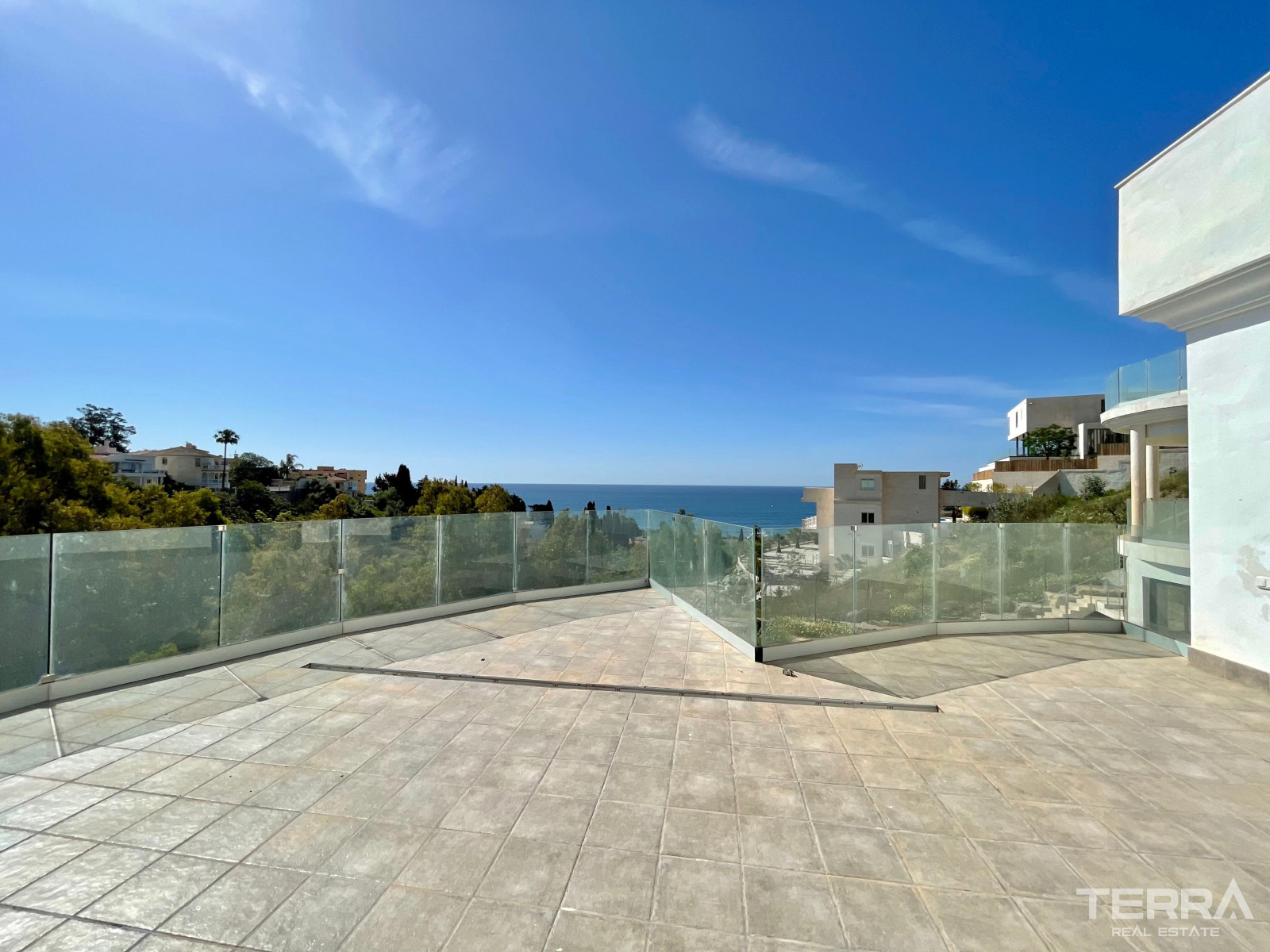 Villas with Sea View for Sale in Torremuelle, Benalmádena, Spain - 113786