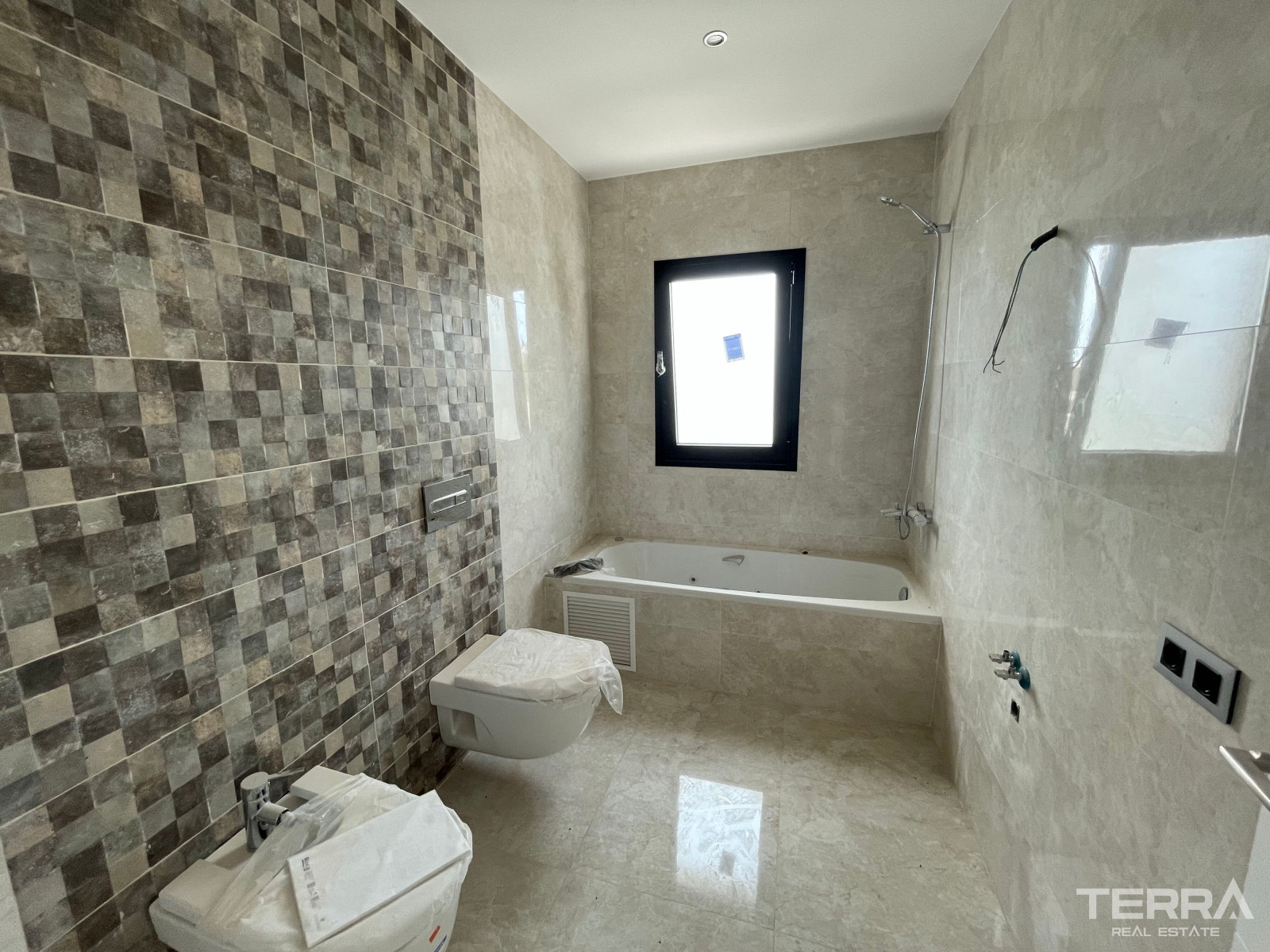 Villas with Sea View for Sale in Torremuelle, Benalmádena, Spain - 113789