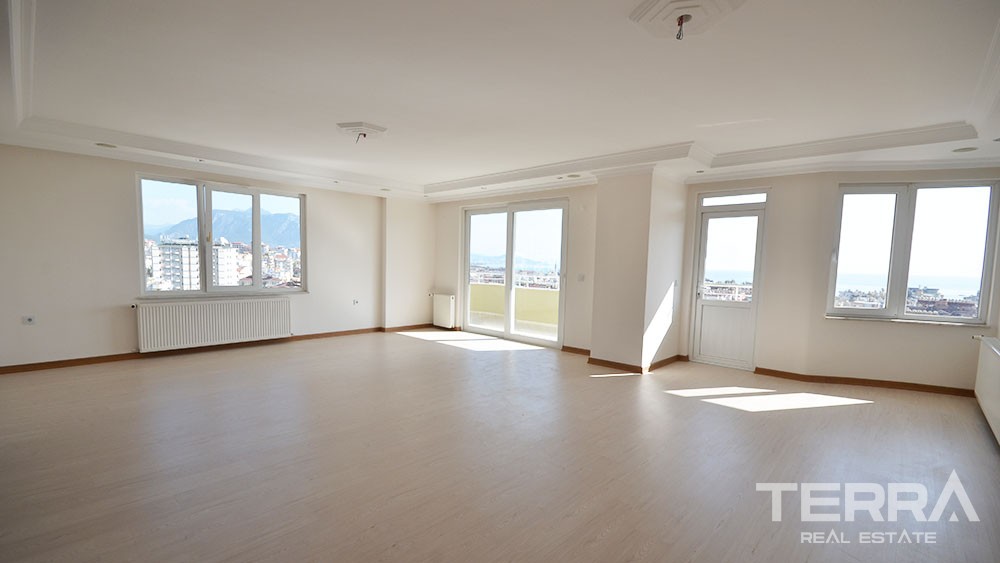 Large penthouse apartments in Alanya City with castle and sea view - 6265