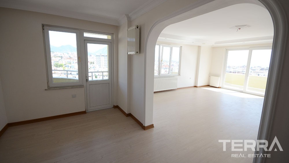 Large penthouse apartments in Alanya City with castle and sea view - 6268