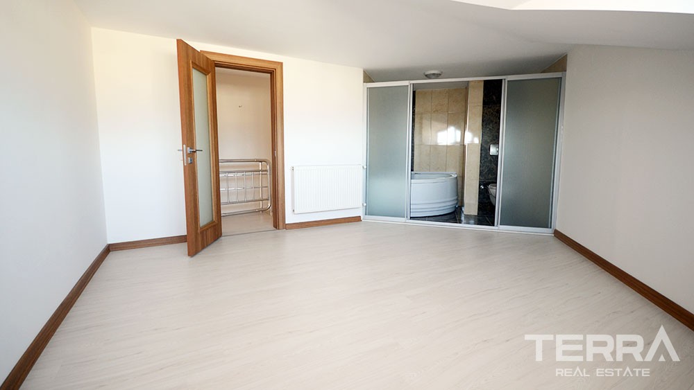 Large penthouse apartments in Alanya City with castle and sea view - 6277