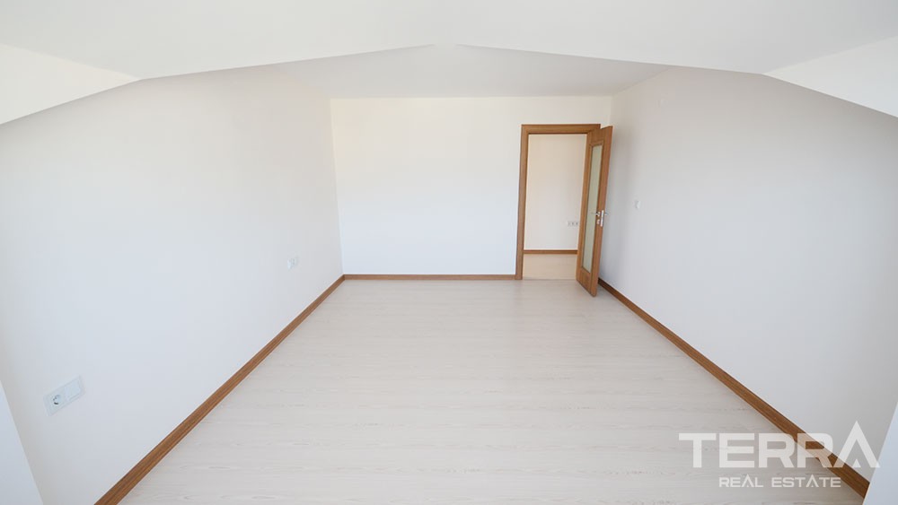 Large penthouse apartments in Alanya City with castle and sea view - 6279