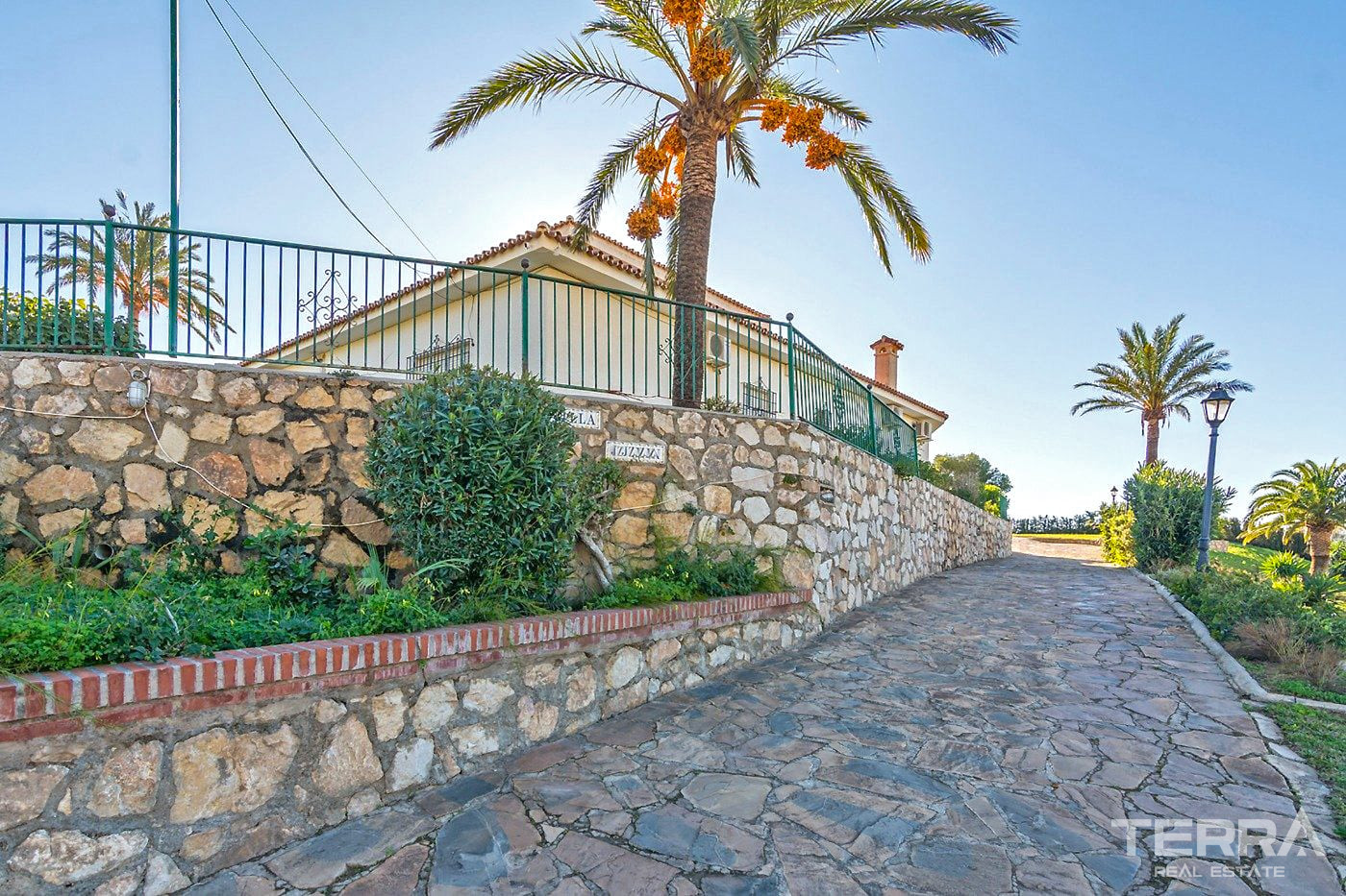 Detached House with Sea Views in Benalmadena, Costa del Sol, Spain - 114213