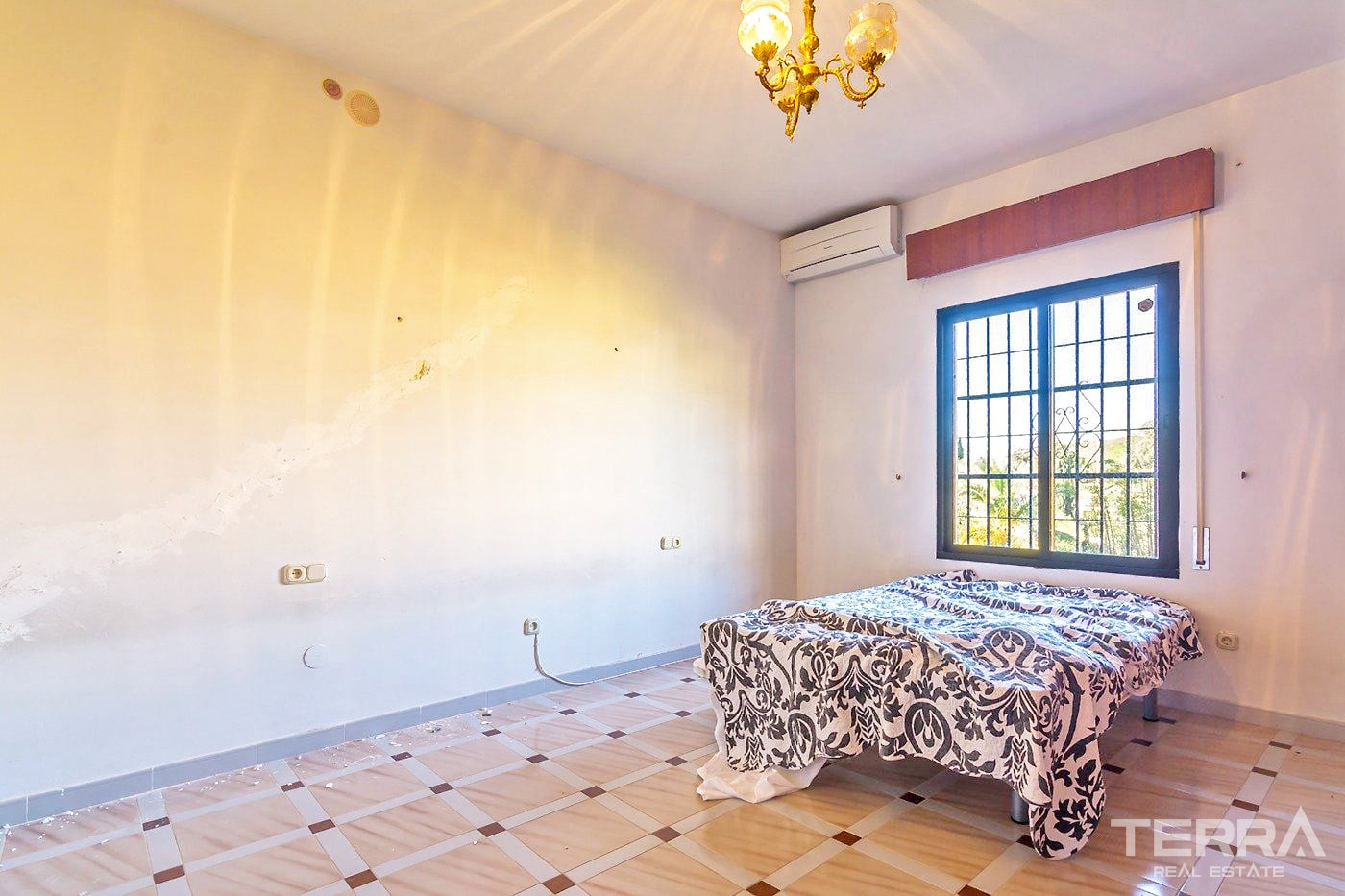 Detached House with Sea Views in Benalmadena, Costa del Sol, Spain - 114225