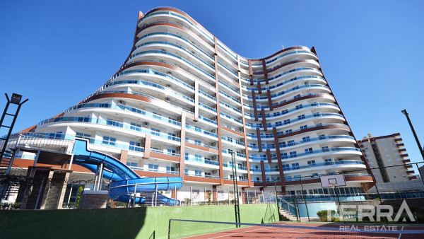 Fünf Sterne Wohnanlage in Mahmutlar, Alanya