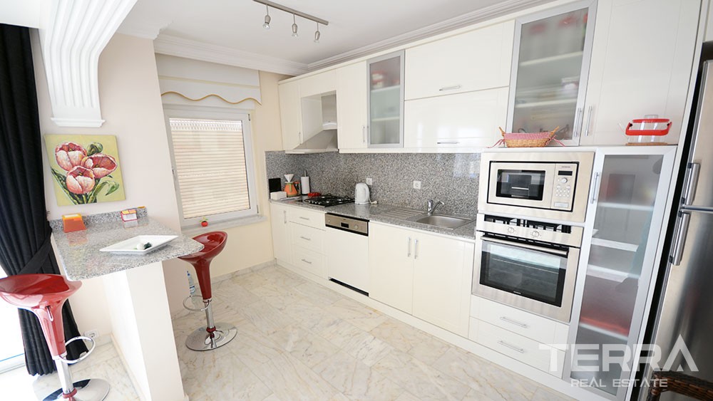 Beachfront apartment for sale in Mahmutlar, Alanya - 6480