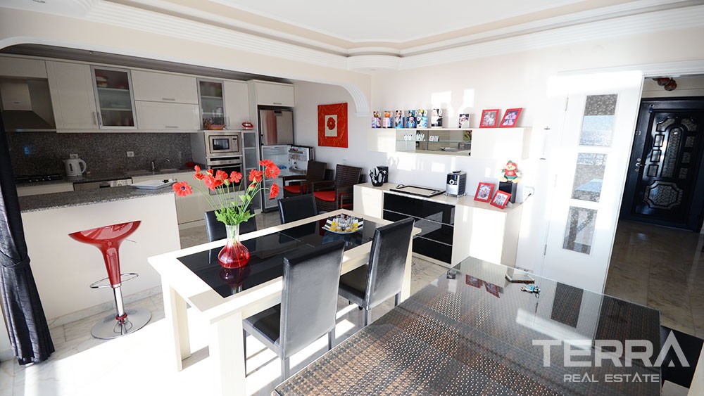Beachfront apartment for sale in Mahmutlar, Alanya - 6481