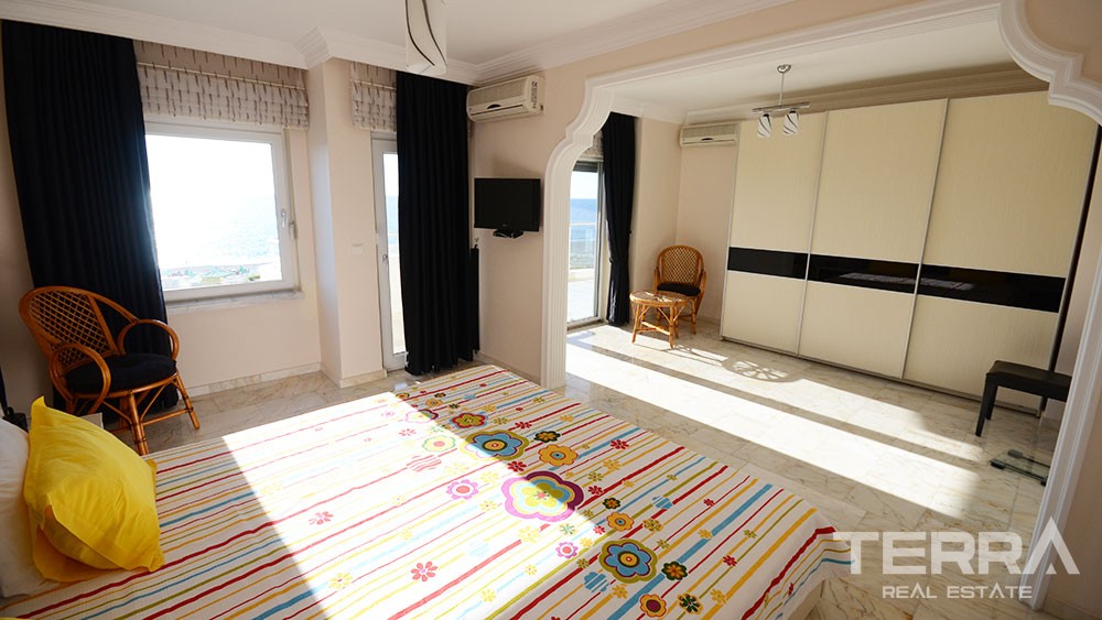 Beachfront apartment for sale in Mahmutlar, Alanya - 6492