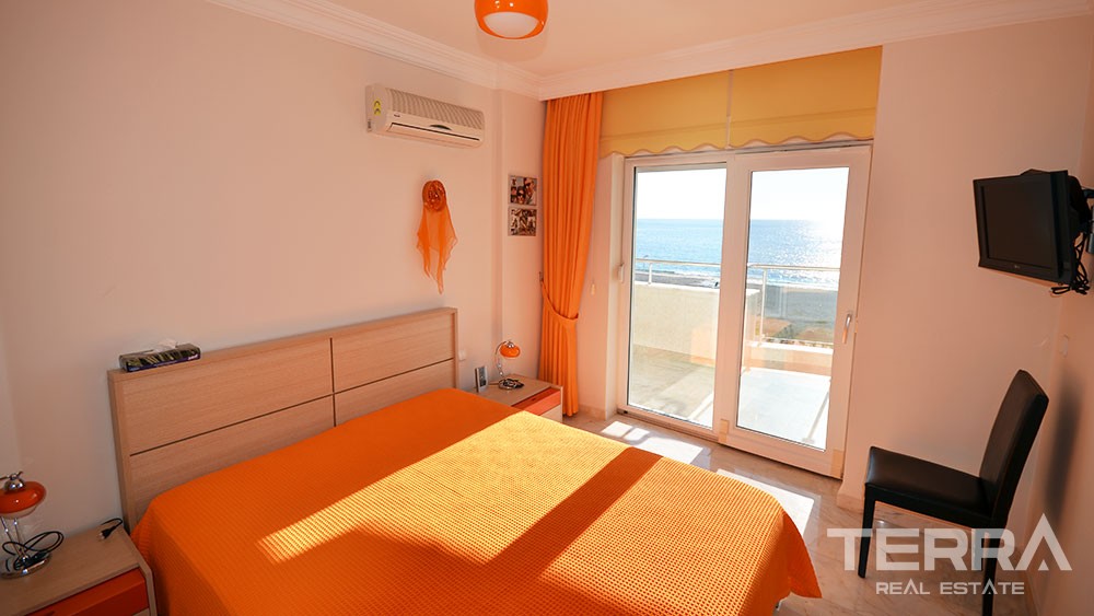 Beachfront apartment for sale in Mahmutlar, Alanya - 6493