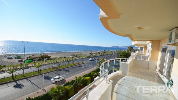 Wohnung mit Strandlage zu Verkauf in Mahmutlar, Alanya