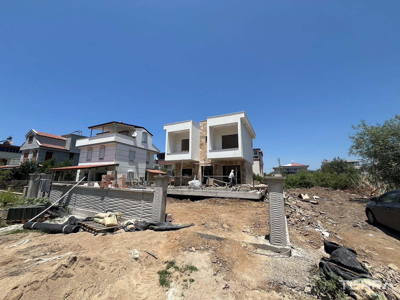 Villa with Private Pool and Garden for Sale in Kuşadası, Aydın, Turkey - 115387