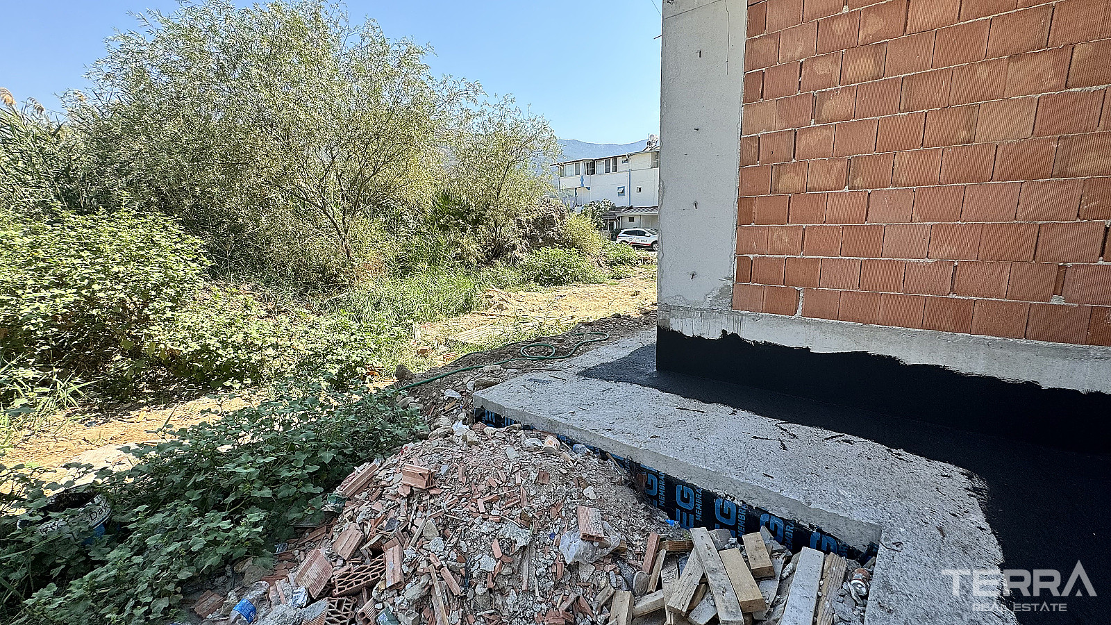 Villa with Private Pool and Garden for Sale in Kuşadası, Aydın, Turkey - 115416